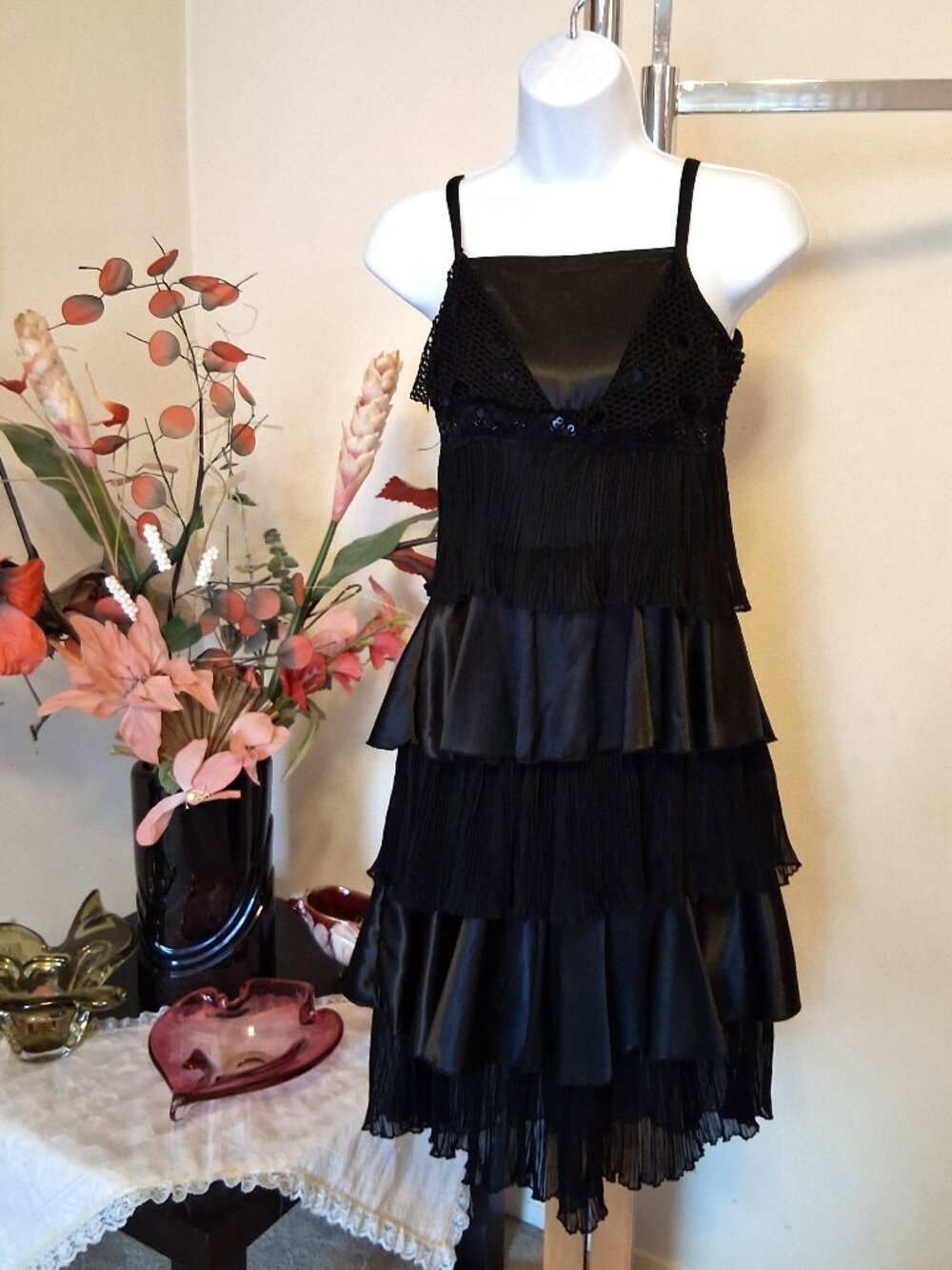 Ruffle Tiered Layered Black Dresses Elegant Classy A-Line Cocktail Party Dress 6